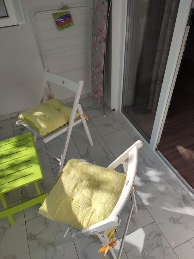 Desafinado Apartment Burgas Bagian luar foto